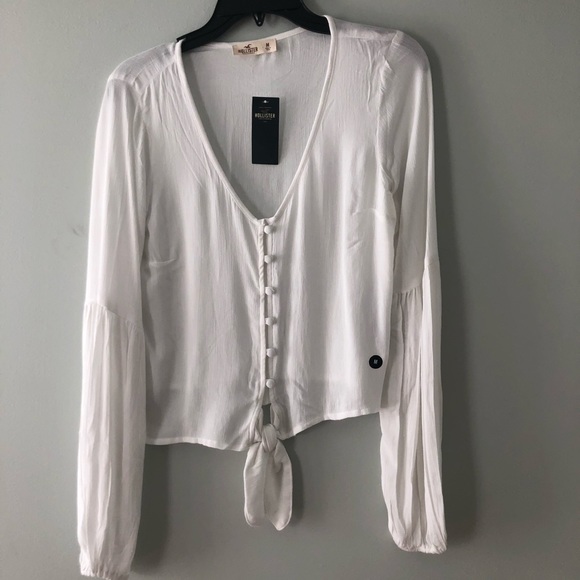 Hollister Tops - Hollister White Flowy Boho top
